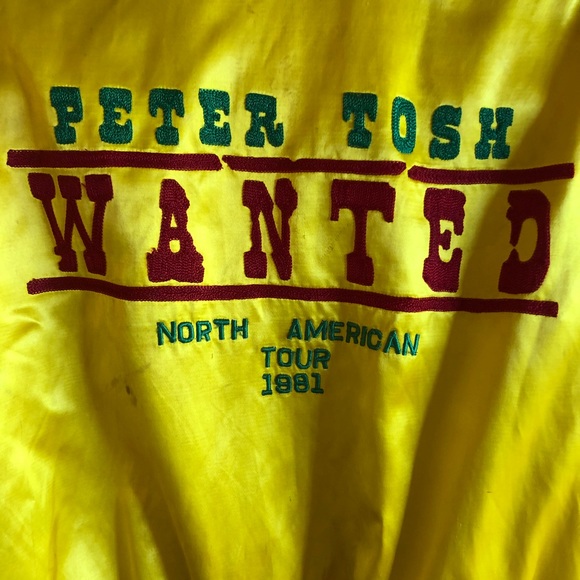 ❌❌😍SOLD BACK TO THE FAMILY 😍🎉HP🎉Actual Jacket. - Picture 5 of 8